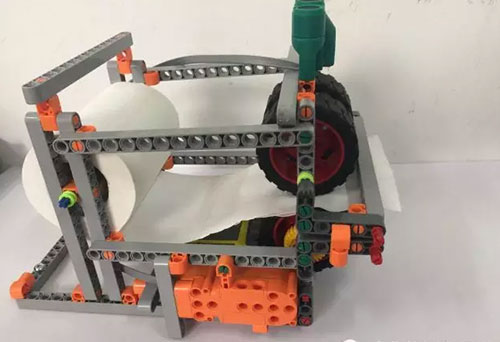 智能果殼箱，智慧出紙機……孩子們讓生活更智能！